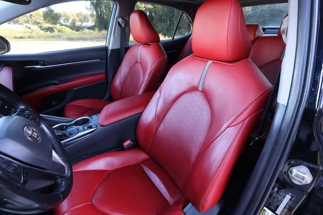 2019 Toyota Camry XSE TRIM, RED LEATHER SEATS, BLACKOUT WHEELS, BLUETOOTH, SPOILER - 22934292 - 11