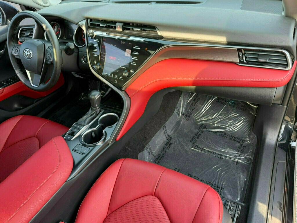 2019 Toyota Camry XSE V6 Automatic - 23025020 - 9