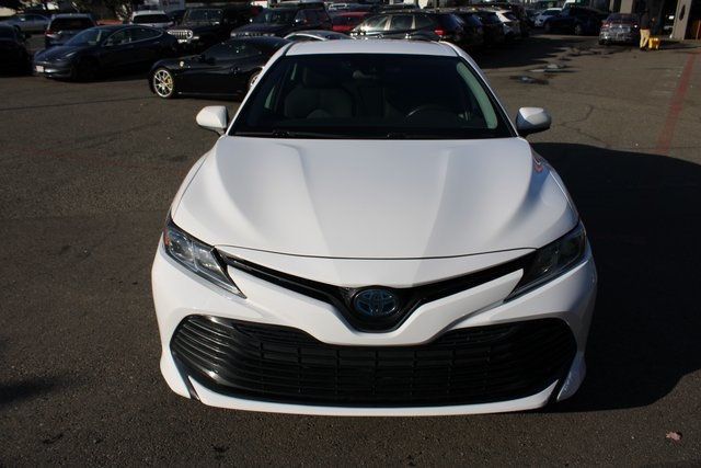 2019 Toyota Camry Hybrid LE CVT - 22923303 - 8
