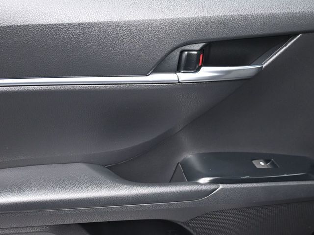 2019 Toyota Camry Hybrid LE CVT - 23010172 - 13