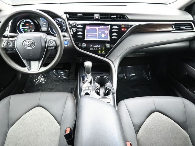2019 Toyota Camry Hybrid LE CVT - 23010172 - 14