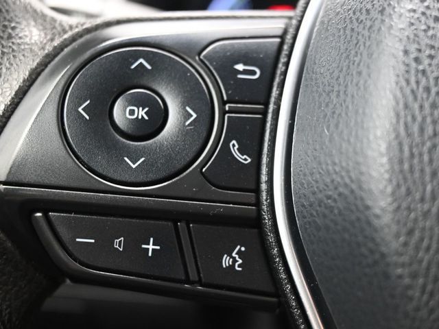 2019 Toyota Camry Hybrid LE CVT - 23010172 - 22