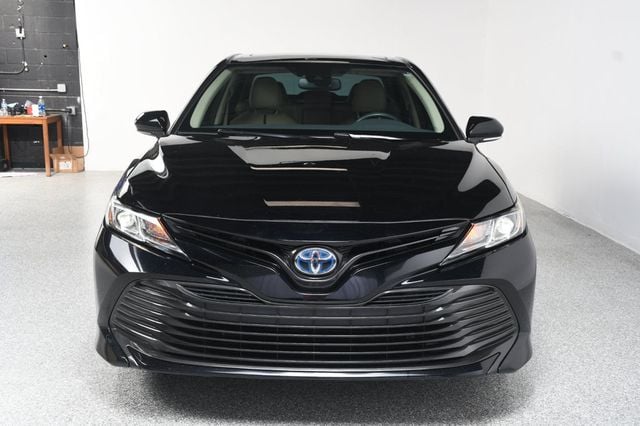 2019 Toyota Camry Hybrid LE CVT - 23067072 - 15