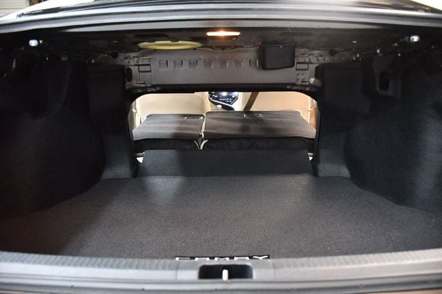 2019 Toyota Camry Hybrid LE CVT - 23067072 - 78