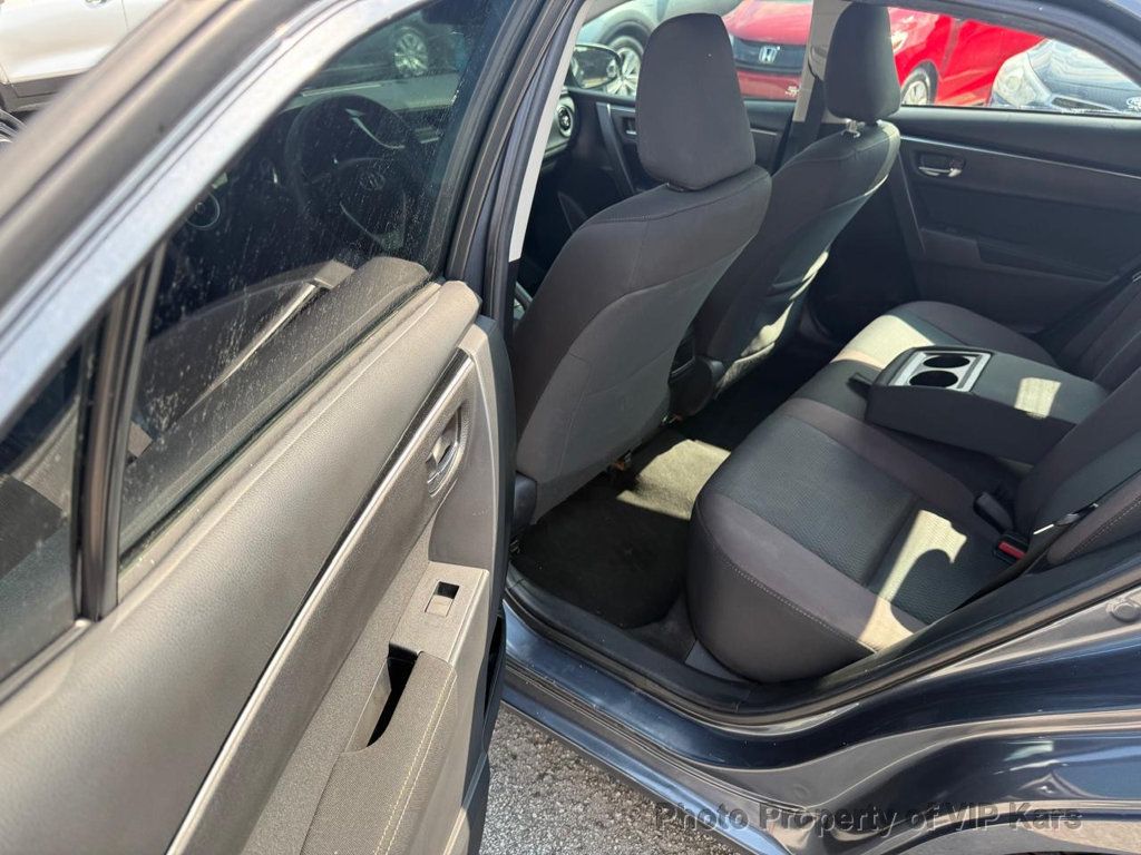 2019 Toyota Corolla L photo 11