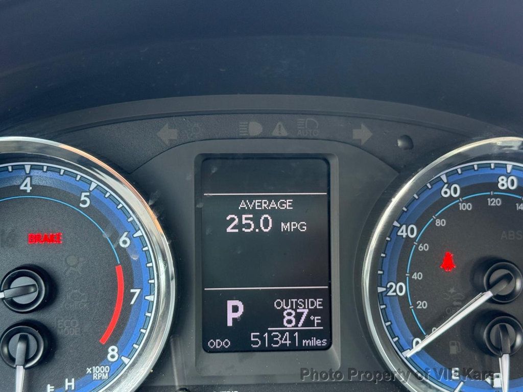 2019 Toyota Corolla L photo 16