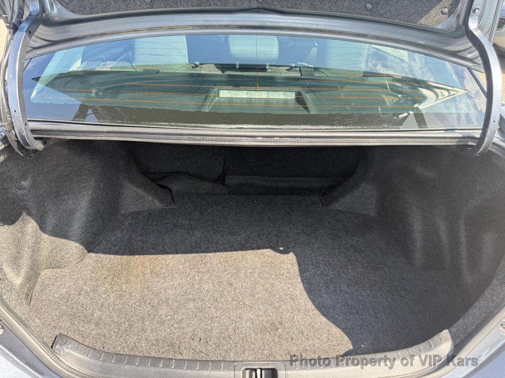 2019 Toyota Corolla L photo 18