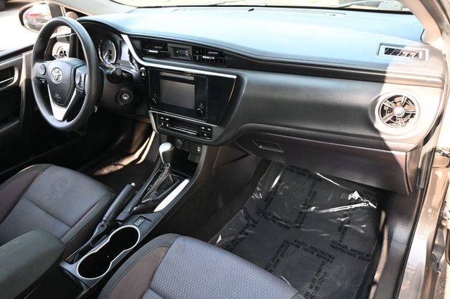 2019 Toyota Corolla LE - 23066015 - 8