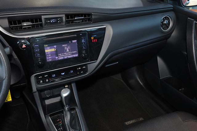 2019 TOYOTA COROLLA LE CVT - 22944560 - 17