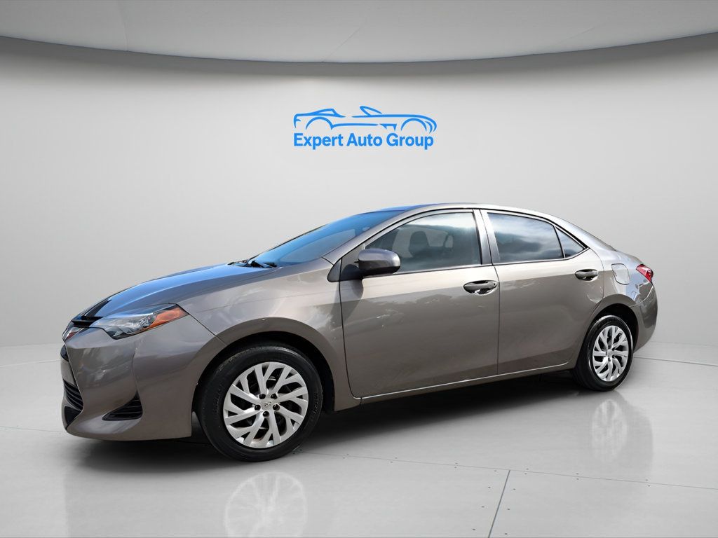 2019 Toyota Corolla LE photo 4