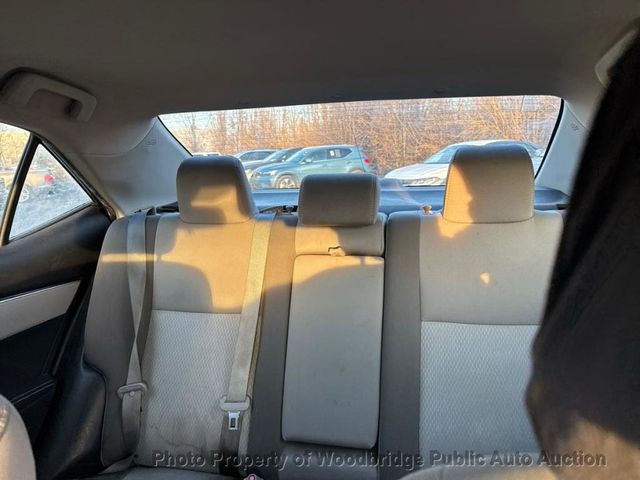 2019 Toyota Corolla LE CVT - 22957653 - 10