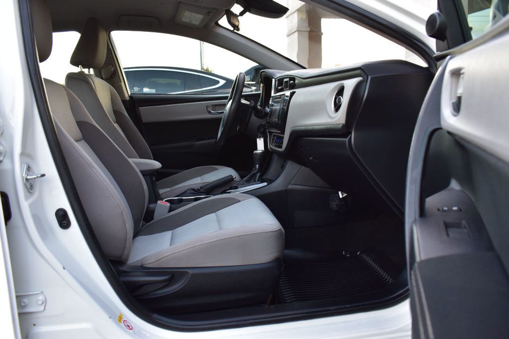 2019 Toyota Corolla LE CVT - 22940673 - 16