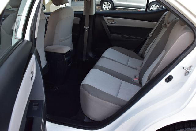 2019 Toyota Corolla LE CVT - 22940673 - 19