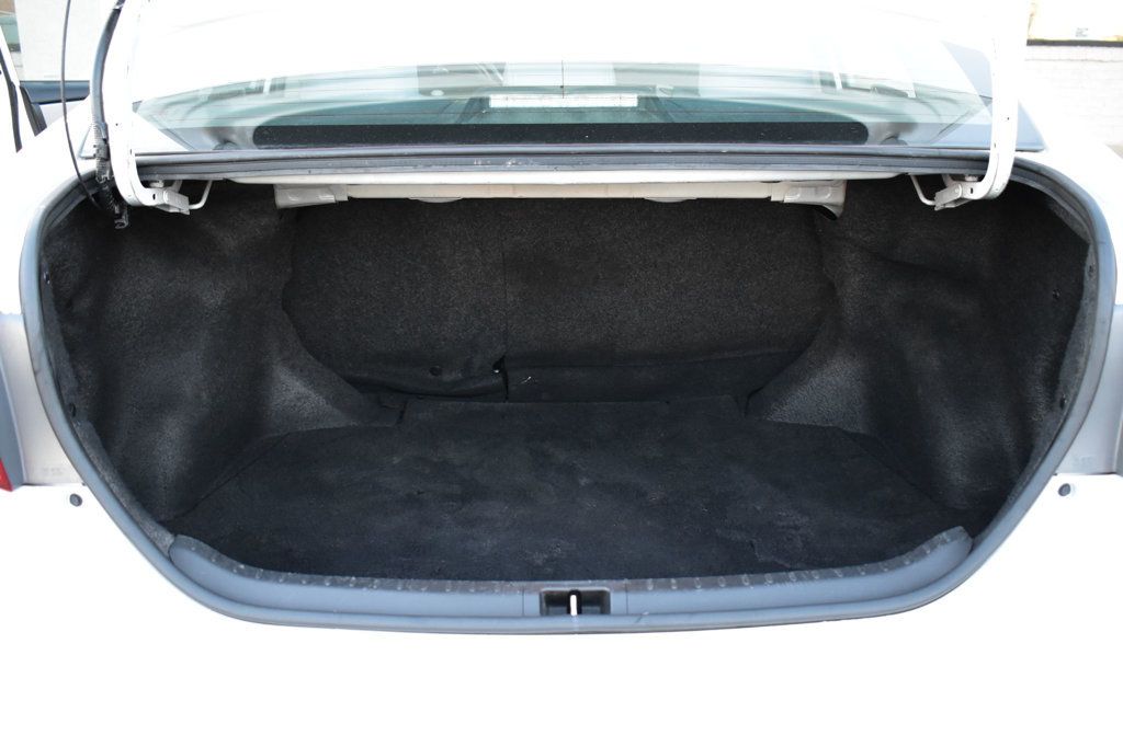 2019 Toyota Corolla LE CVT - 22940673 - 37