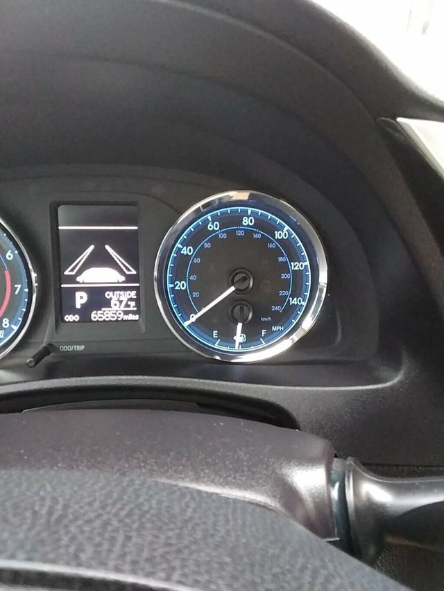 2019 Toyota Corolla LE CVT - 22947152 - 10