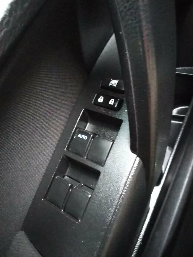 2019 Toyota Corolla LE CVT - 22947152 - 19