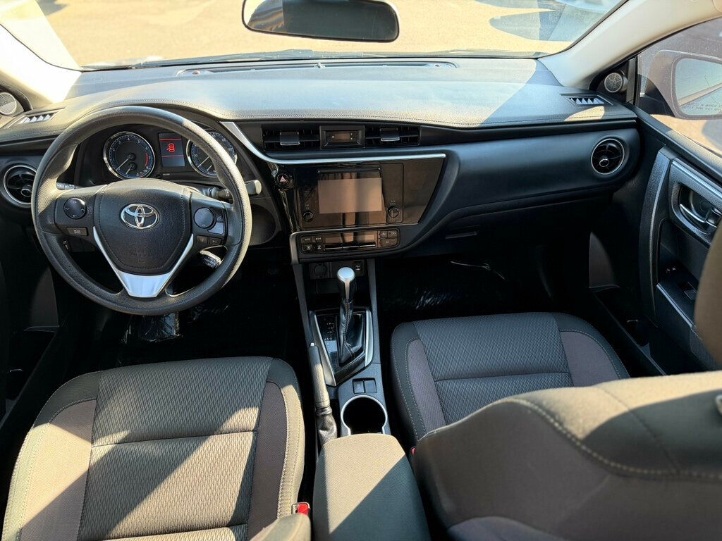 2019 Toyota Corolla LE CVT - 22973664 - 14