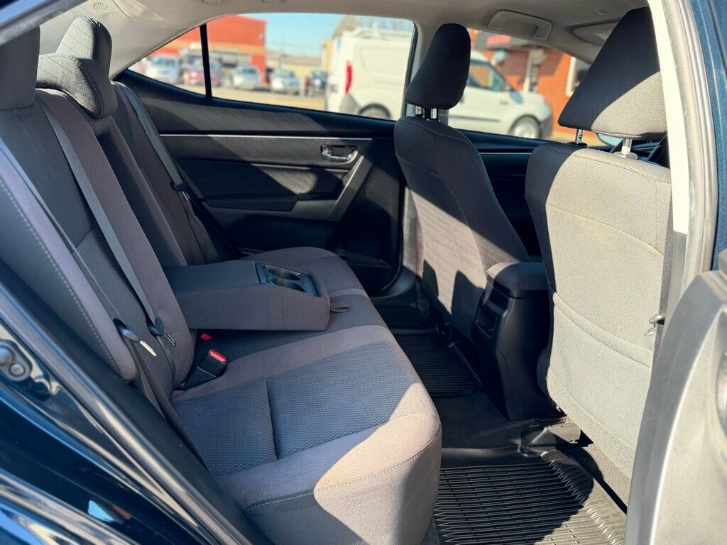 2019 Toyota Corolla LE CVT - 22973664 - 16