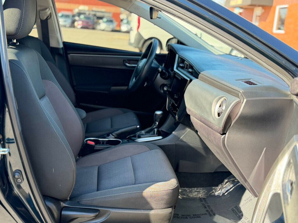 2019 Toyota Corolla LE CVT - 22973664 - 18