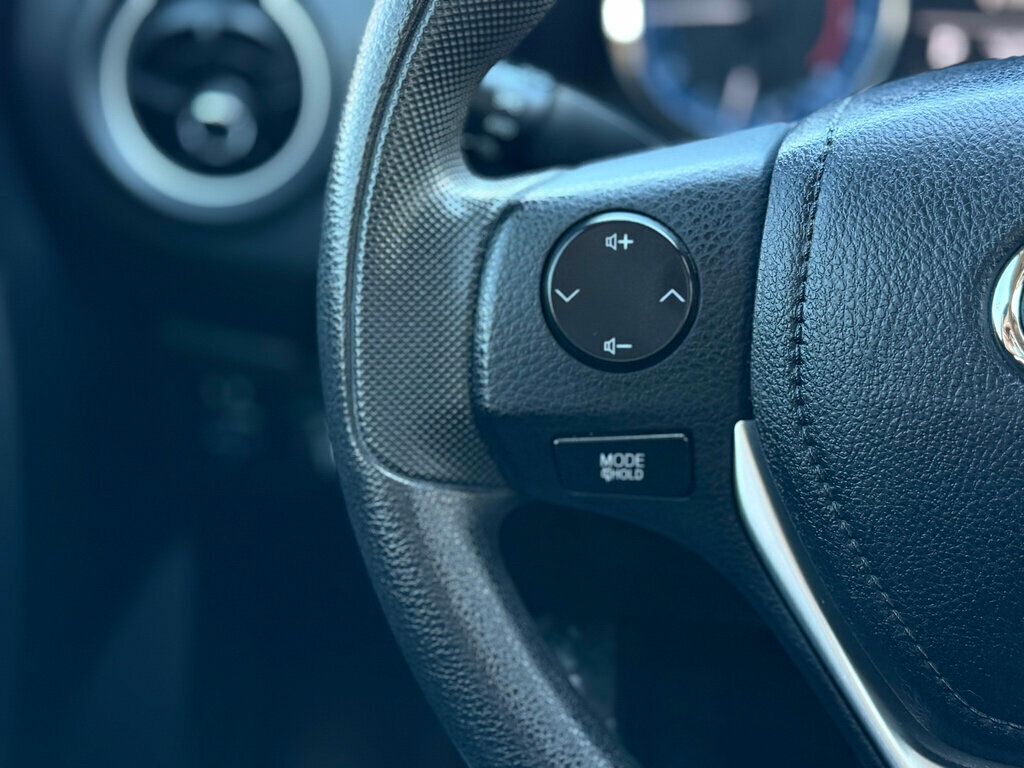 2019 Toyota Corolla LE CVT - 22973664 - 24