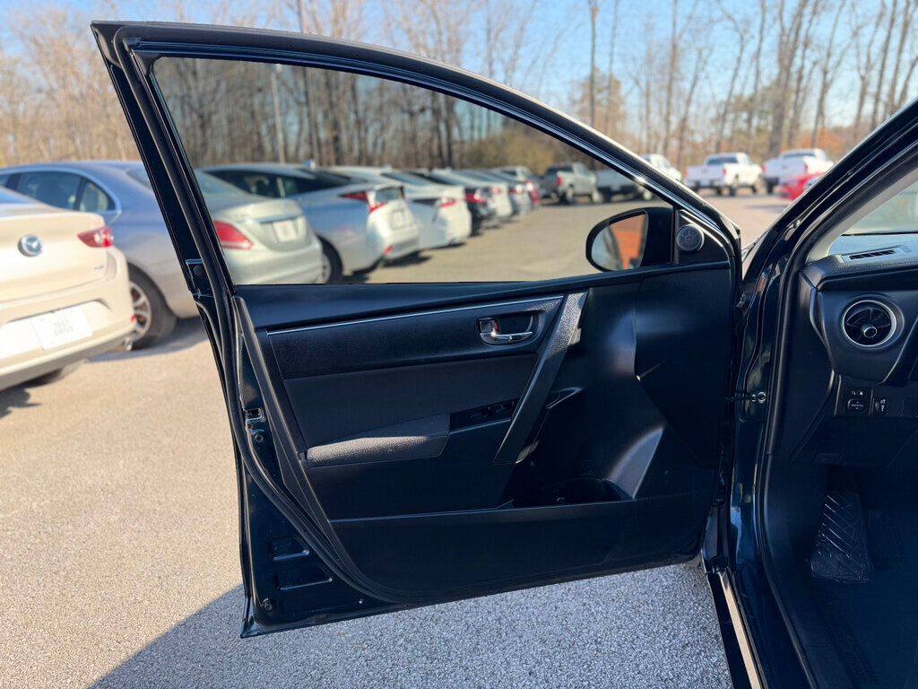 2019 Toyota Corolla LE CVT - 22973664 - 8