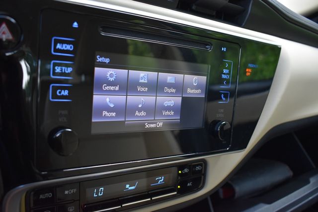 2019 Toyota Corolla LE CVT - 23061640 - 10