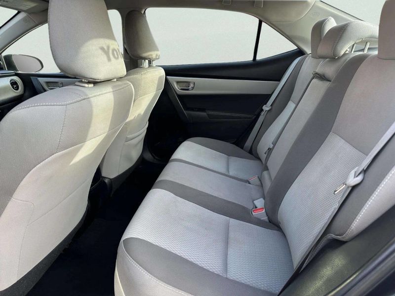 2019 Toyota Corolla LE CVT - 23014705 - 10