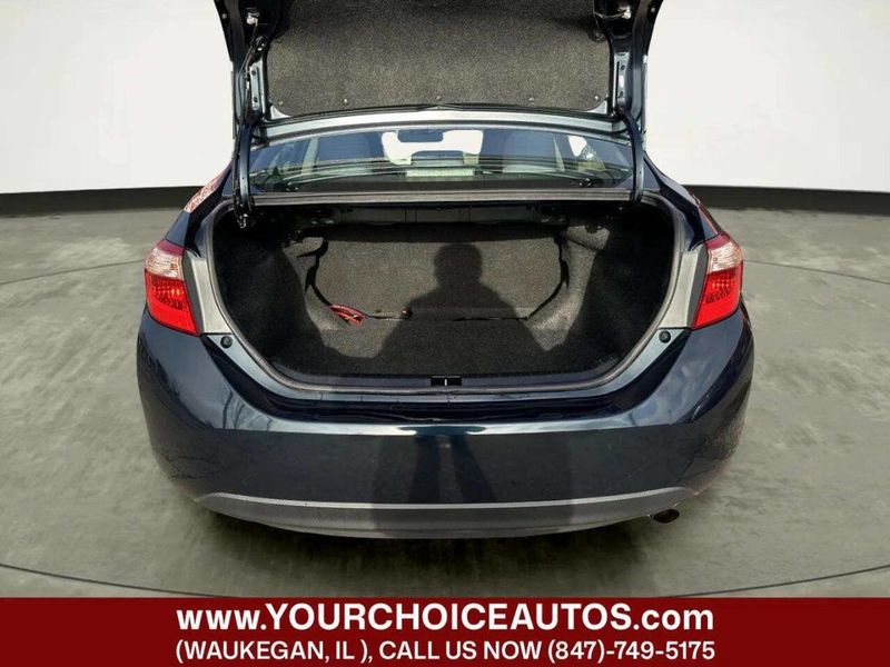 2019 Toyota Corolla LE CVT - 23014705 - 12