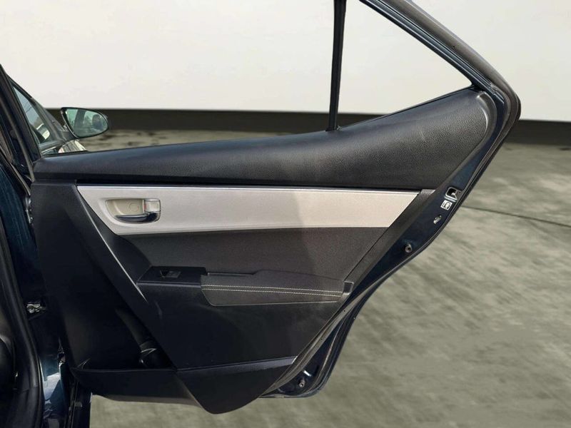 2019 Toyota Corolla LE CVT - 23014705 - 15