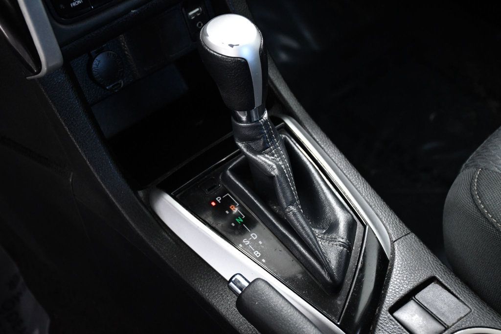 2019 Toyota Corolla LE CVT - 23011547 - 11