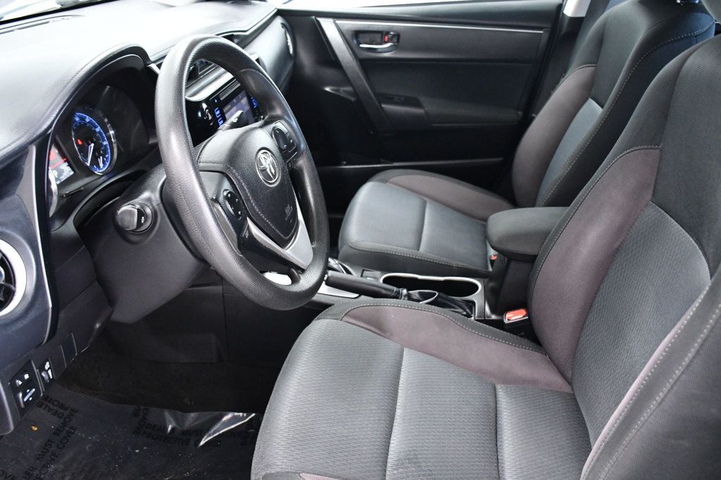 2019 Toyota Corolla LE CVT - 23011547 - 13