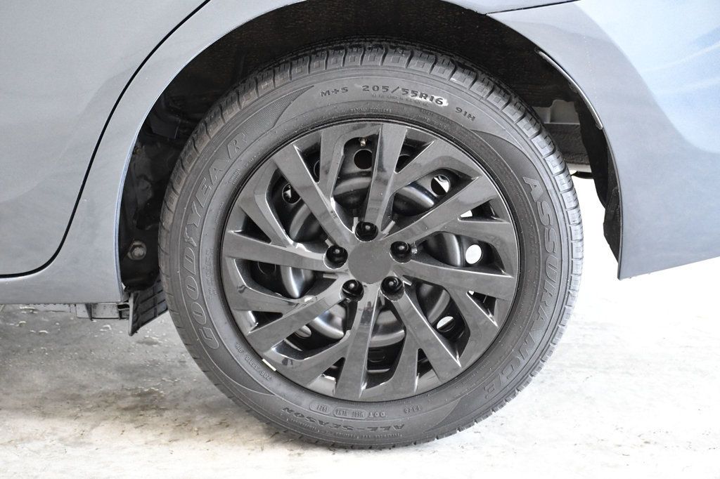 2019 Toyota Corolla LE CVT - 23011547 - 18