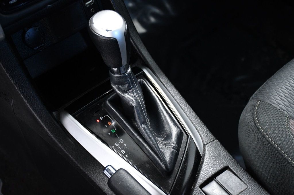 2019 Toyota Corolla LE CVT - 23011547 - 31