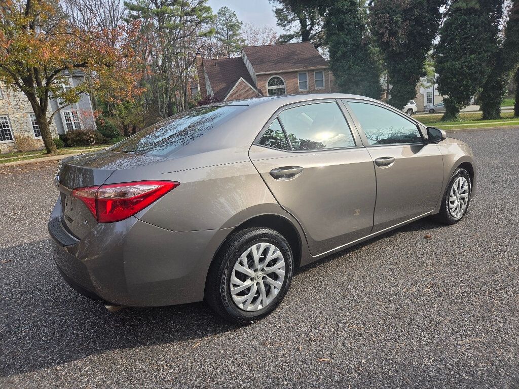 2019 Toyota Corolla XLE XSE photo 3