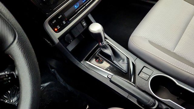 2019 Toyota Corolla LE CVT - 23008089 - 15