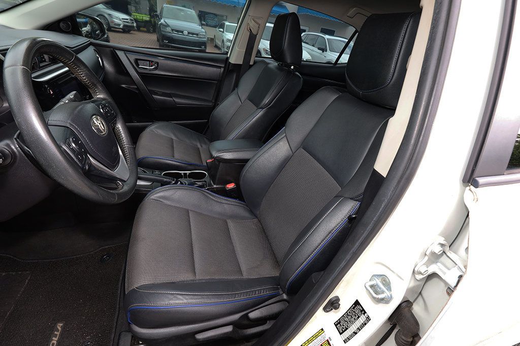 2019 Toyota Corolla L photo 9