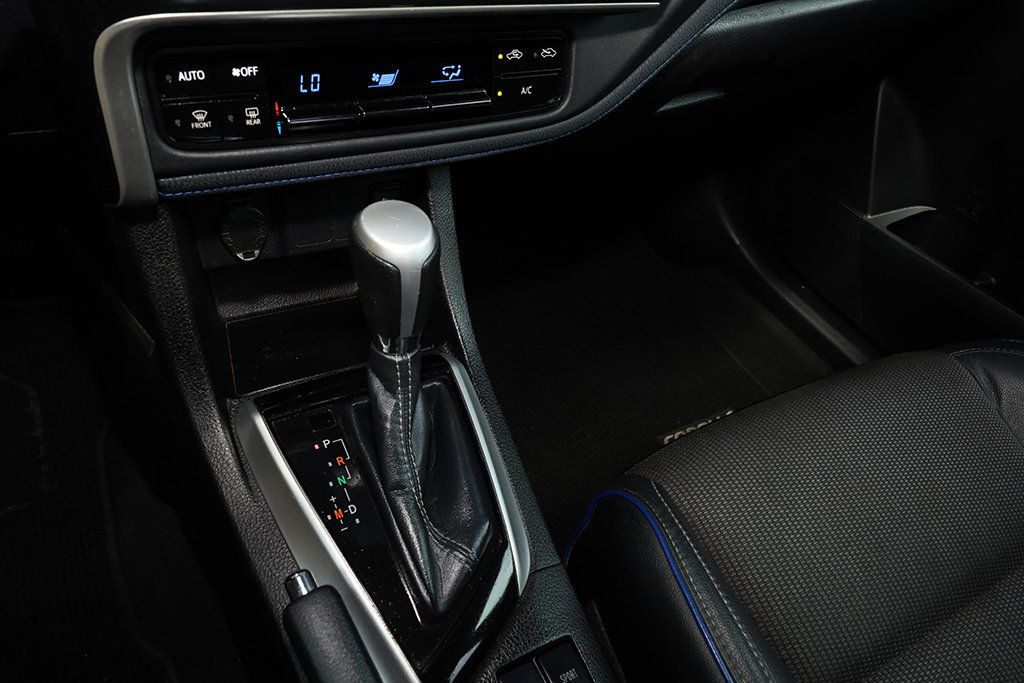 2019 Toyota Corolla L photo 22