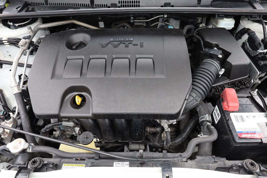 2019 Toyota Corolla L photo 24