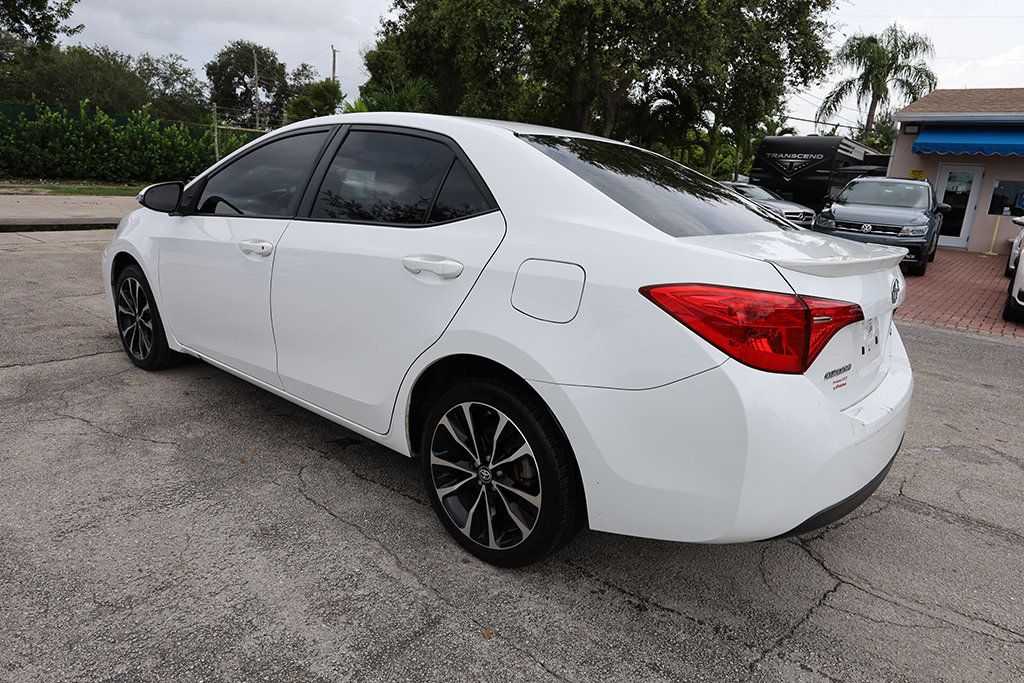 2019 Toyota Corolla L photo 4