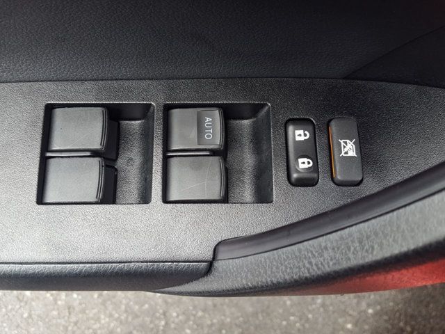 2019 Toyota Corolla SE w/Moonroof - 18064657 - 19