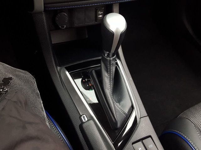 2019 Toyota Corolla SE w/Moonroof - 18064657 - 23