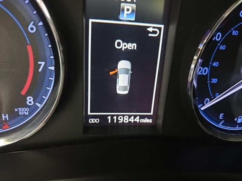 2019 Toyota Corolla XSE CVT - 23055931 - 10
