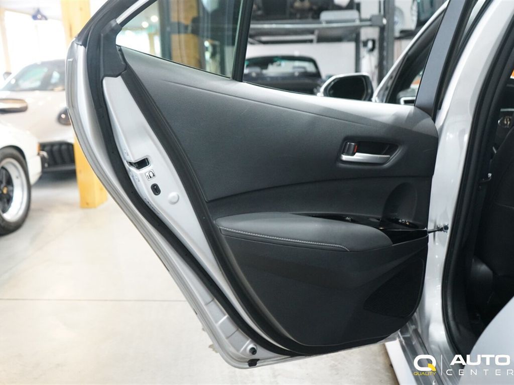 2019 Toyota Corolla Hatchback  - 23018954 - 22