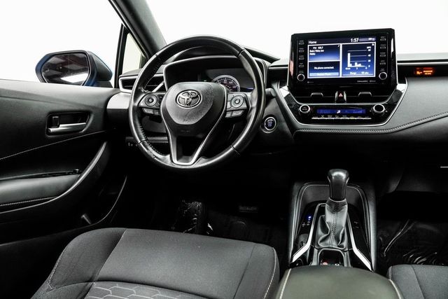 2019 Toyota Corolla Hatchback SE CVT - 22980856 - 18