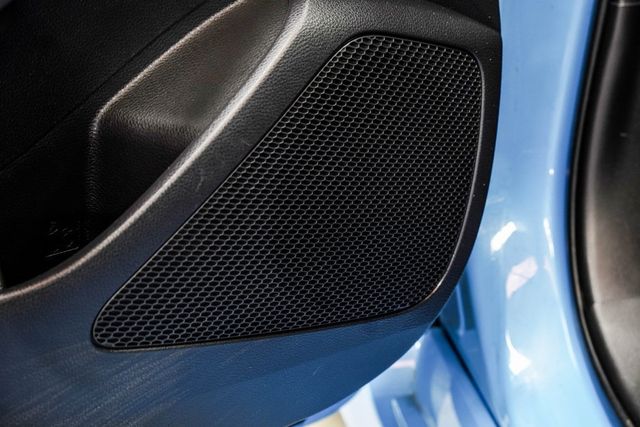 2019 Toyota Corolla Hatchback SE CVT - 22980856 - 42