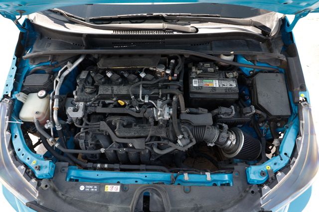 2019 Toyota Corolla Hatchback SE Manual - 23067252 - 22