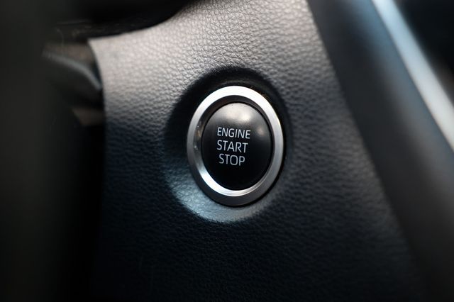 2019 Toyota Corolla Hatchback SE Manual - 23067252 - 30