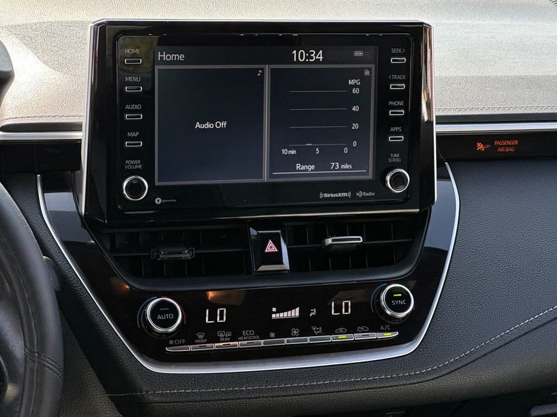 2019 Toyota Corolla Hatchback XSE Manual - 22947955 - 14