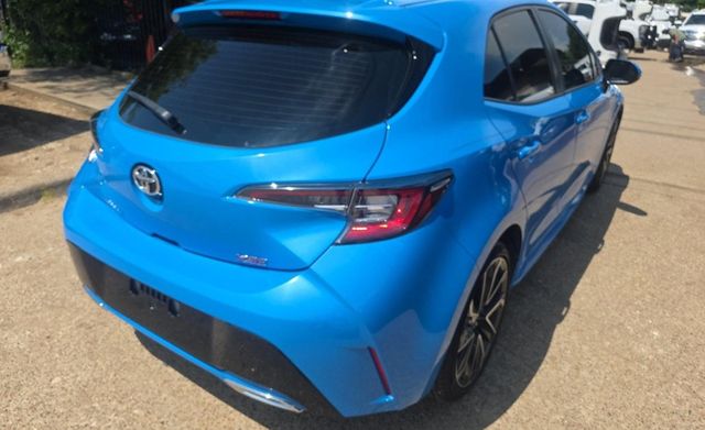 2019 Toyota Corolla Hatchback XSE Manual - 23033005 - 2