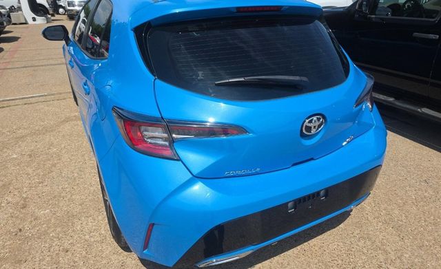 2019 Toyota Corolla Hatchback XSE Manual - 23033005 - 3